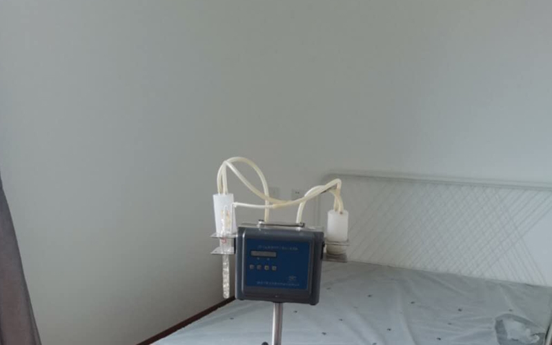 家庭室內空氣質量檢測現場